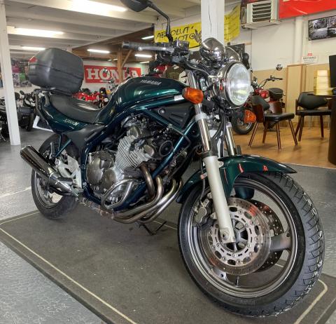 XJ 600